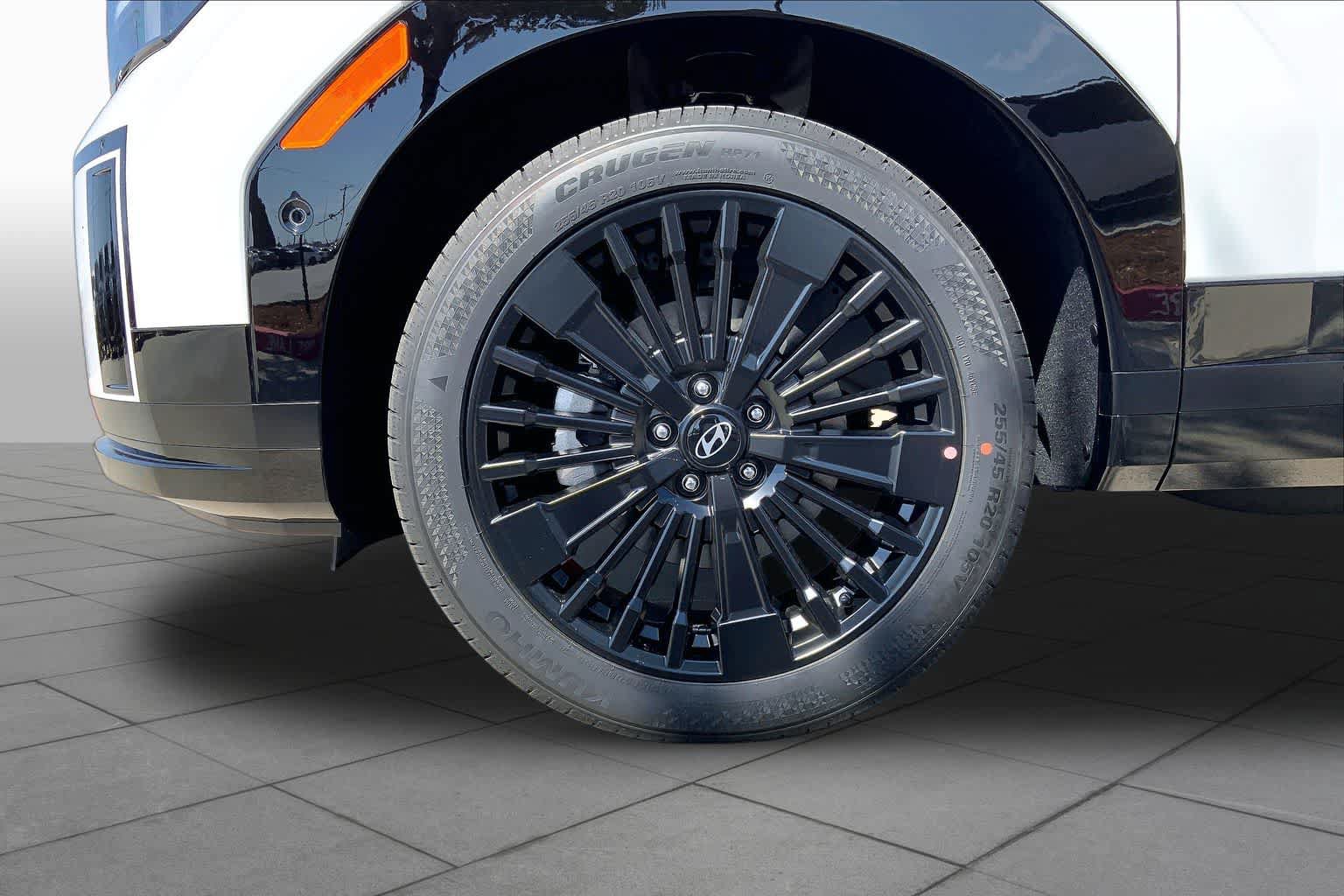 New 2027 Hyundai Santa Fe Calligraphy FWD image 11