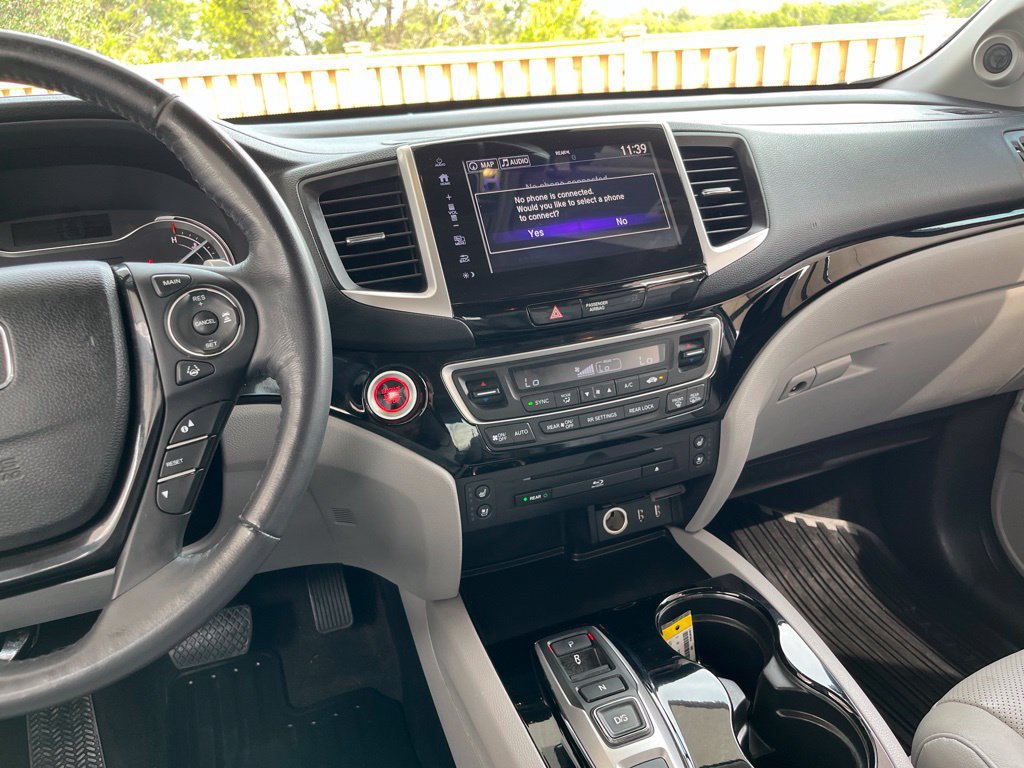 Used 2017 Honda Pilot Elite image 20