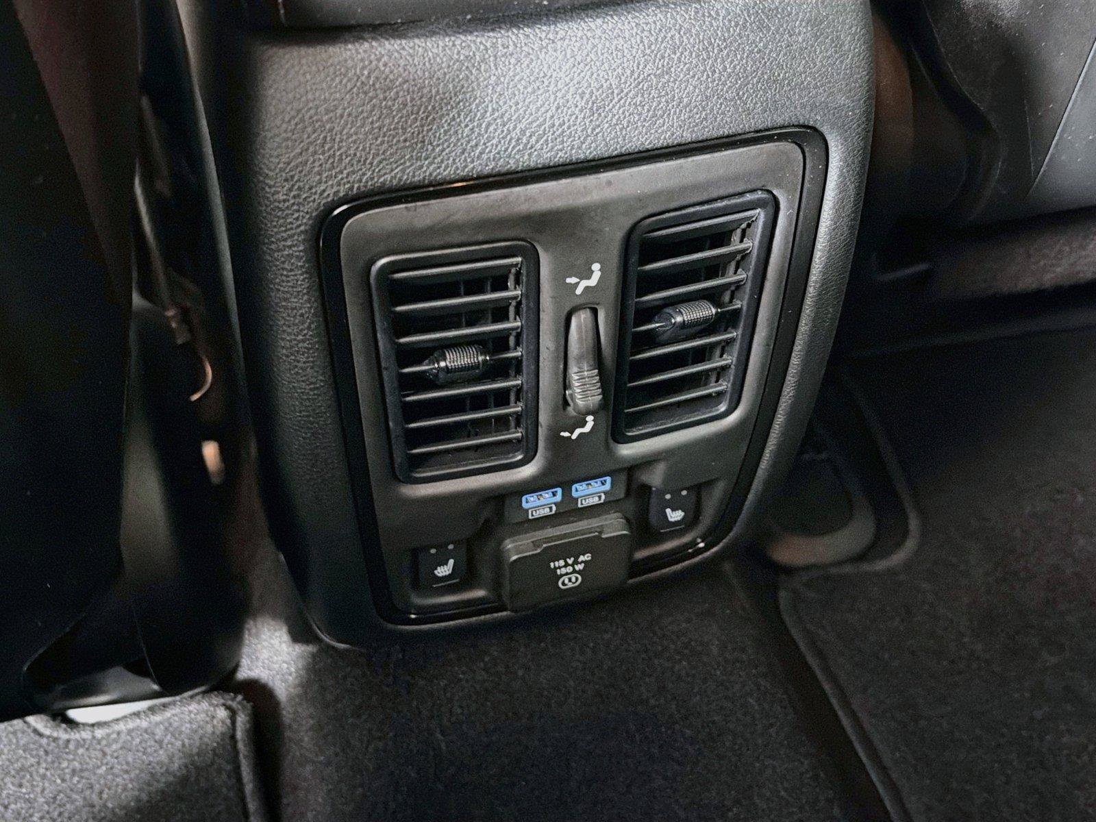 Used 2025 Dodge Durango GT AWD/4WD image 29