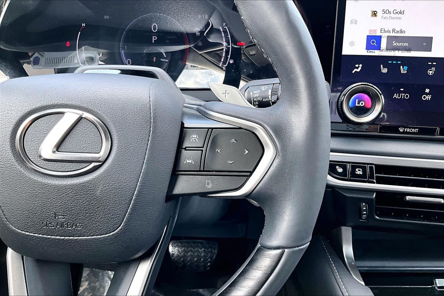 Used 2023 Lexus RX 350 AWD w/ Accessory Package image 27