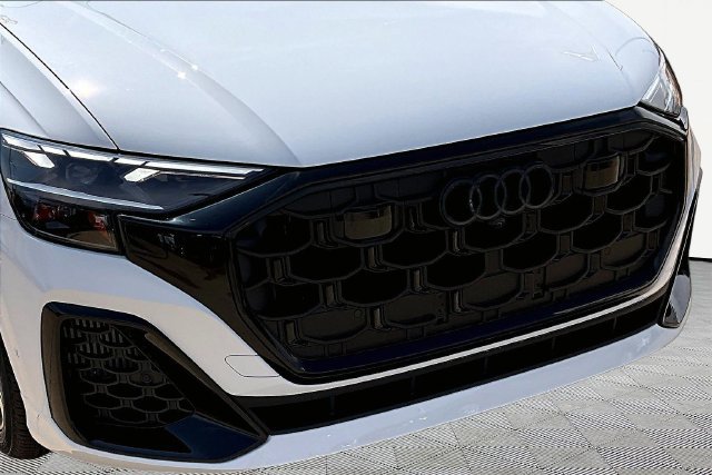 New 2026 Audi Q8 Premium Plus AWD/4WD image 30