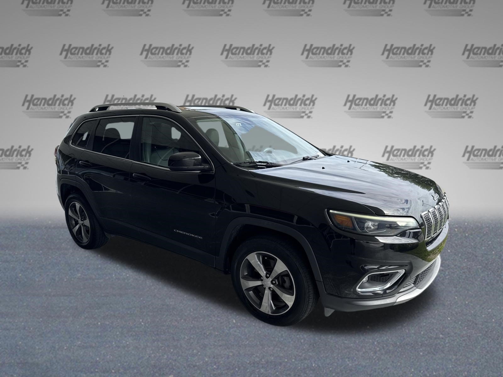 Used 2020 Jeep Cherokee Limited AWD/4WD image 2