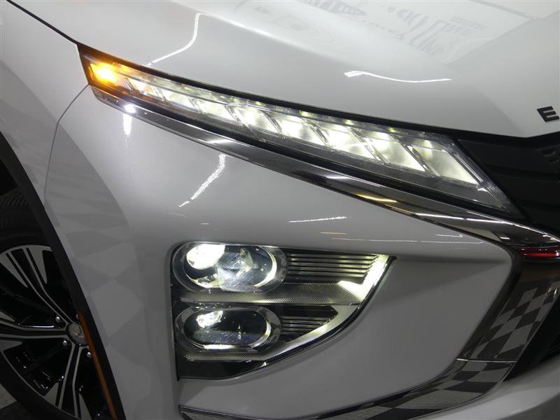 Used 2022 Mitsubishi Eclipse Cross SE AWD/4WD image 11