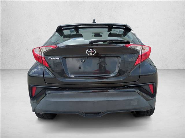 Used 2019 Toyota C-HR XLE FWD image 6