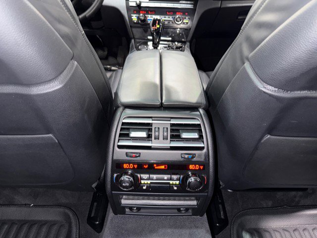 Used 2015 BMW 750Li xDrive w/ M Sport Edition AWD/4WD image 50