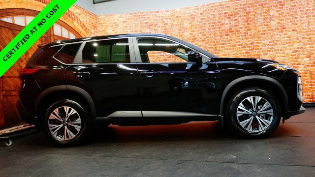 Used 2022 Nissan Rogue SV image 8