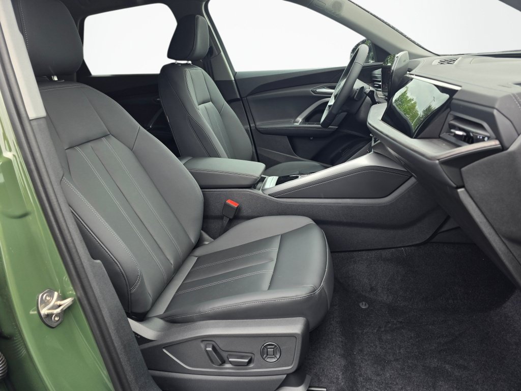 New 2026 Audi Q5 Premium Plus AWD/4WD image 25