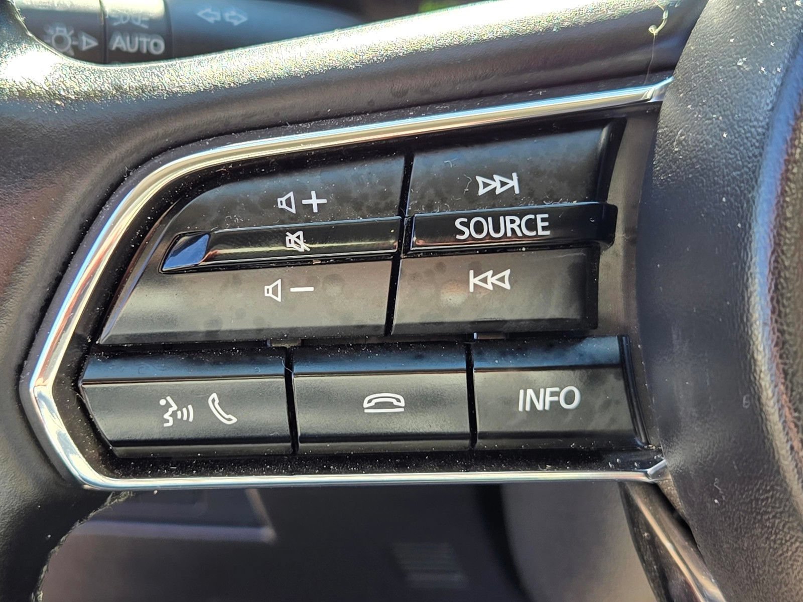 Certified 2024 MAZDA CX-90 Plug-In Hybrid w/ Preferred AWD/4WD image 33