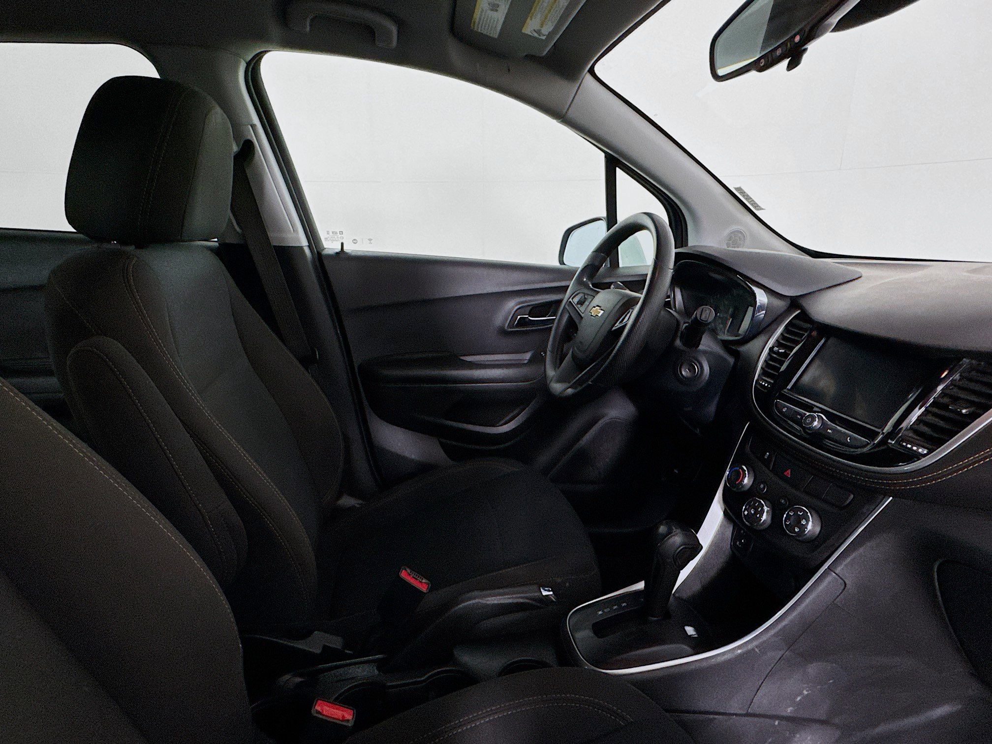Used 2021 Chevrolet Trax LS w/ Tint and Cruise Package FWD image 25