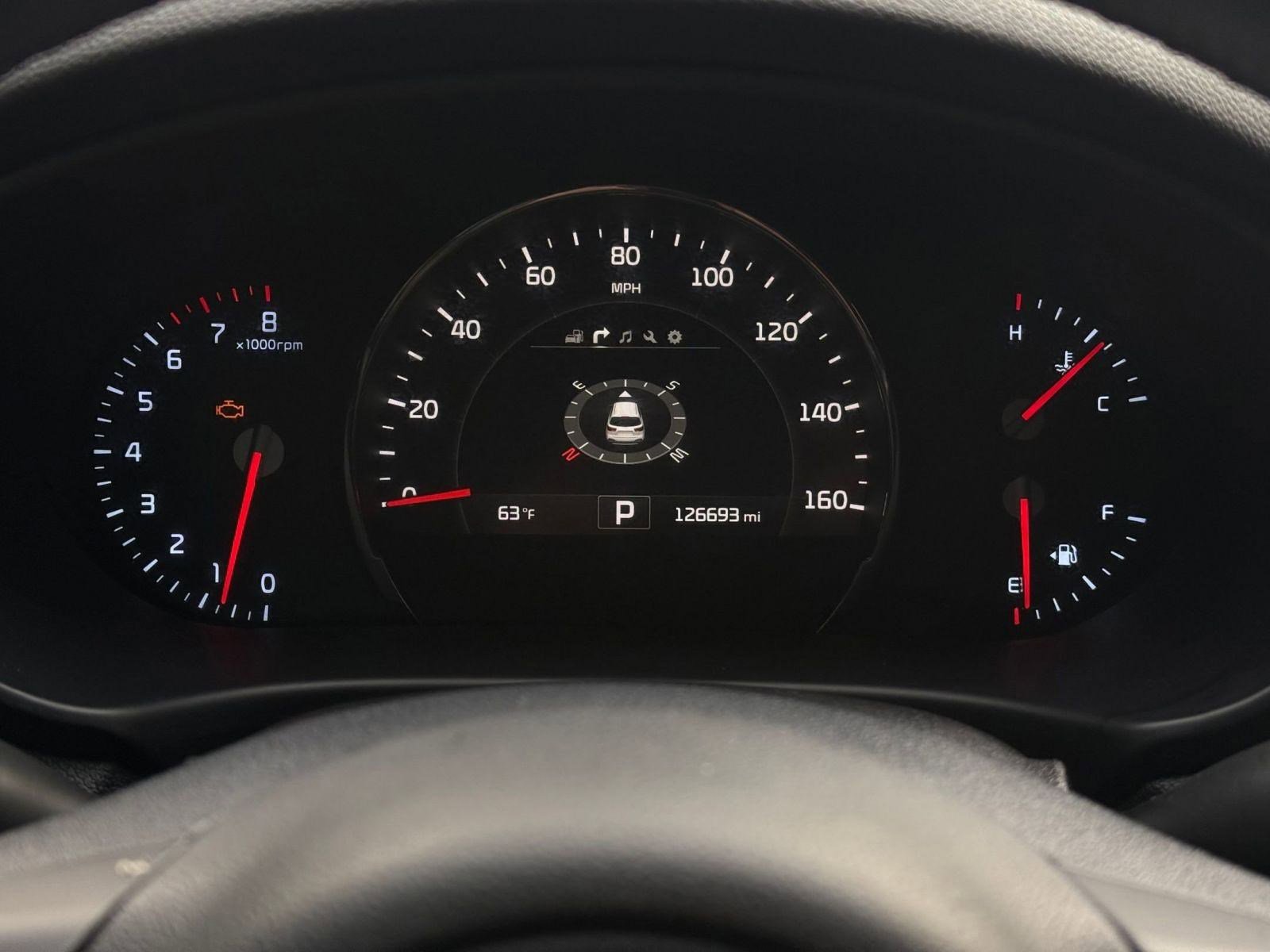 Used 2016 Kia Sorento SX image 18