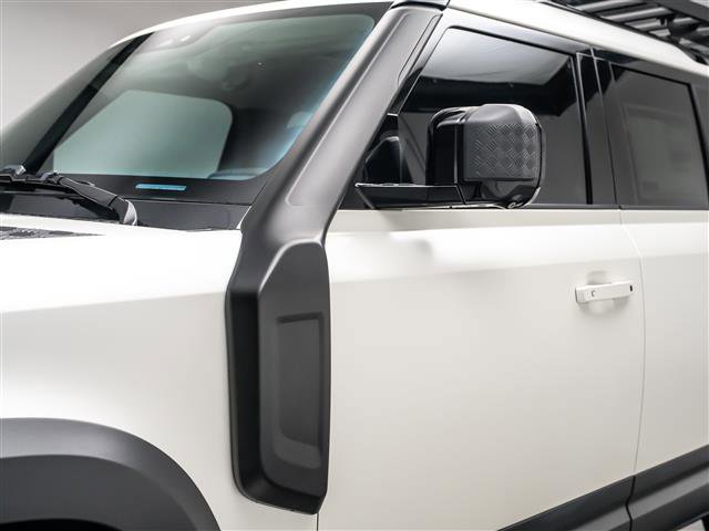 New 2024 Land Rover Defender 110 S image 11