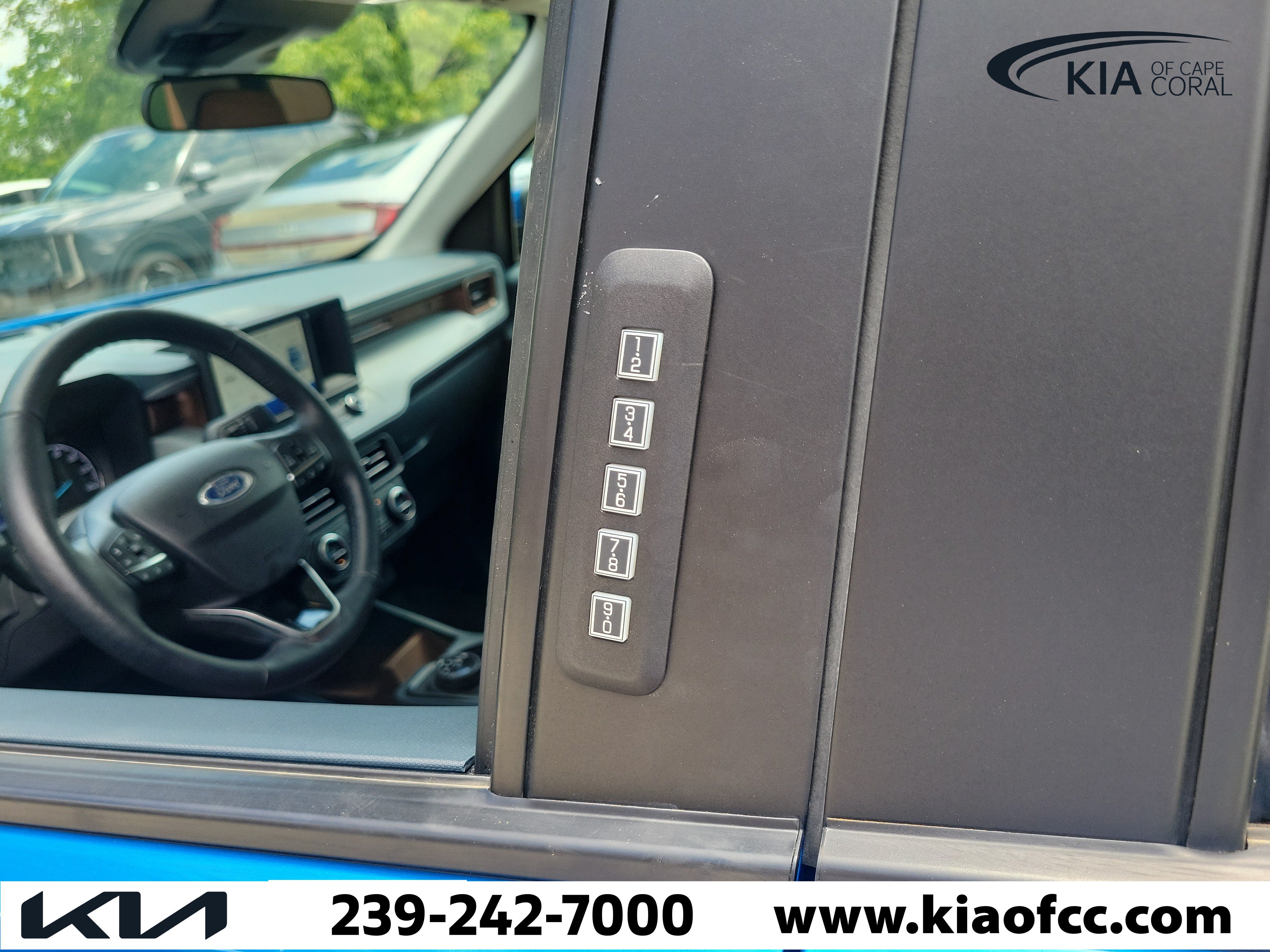 Used 2022 Ford Maverick Lariat w/ Lariat Luxury Package AWD/4WD image 23