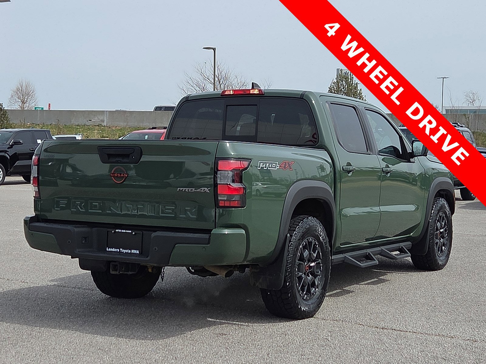 Used 2022 Nissan Frontier PRO-4X w/ Pro-4X Premium Package image 5