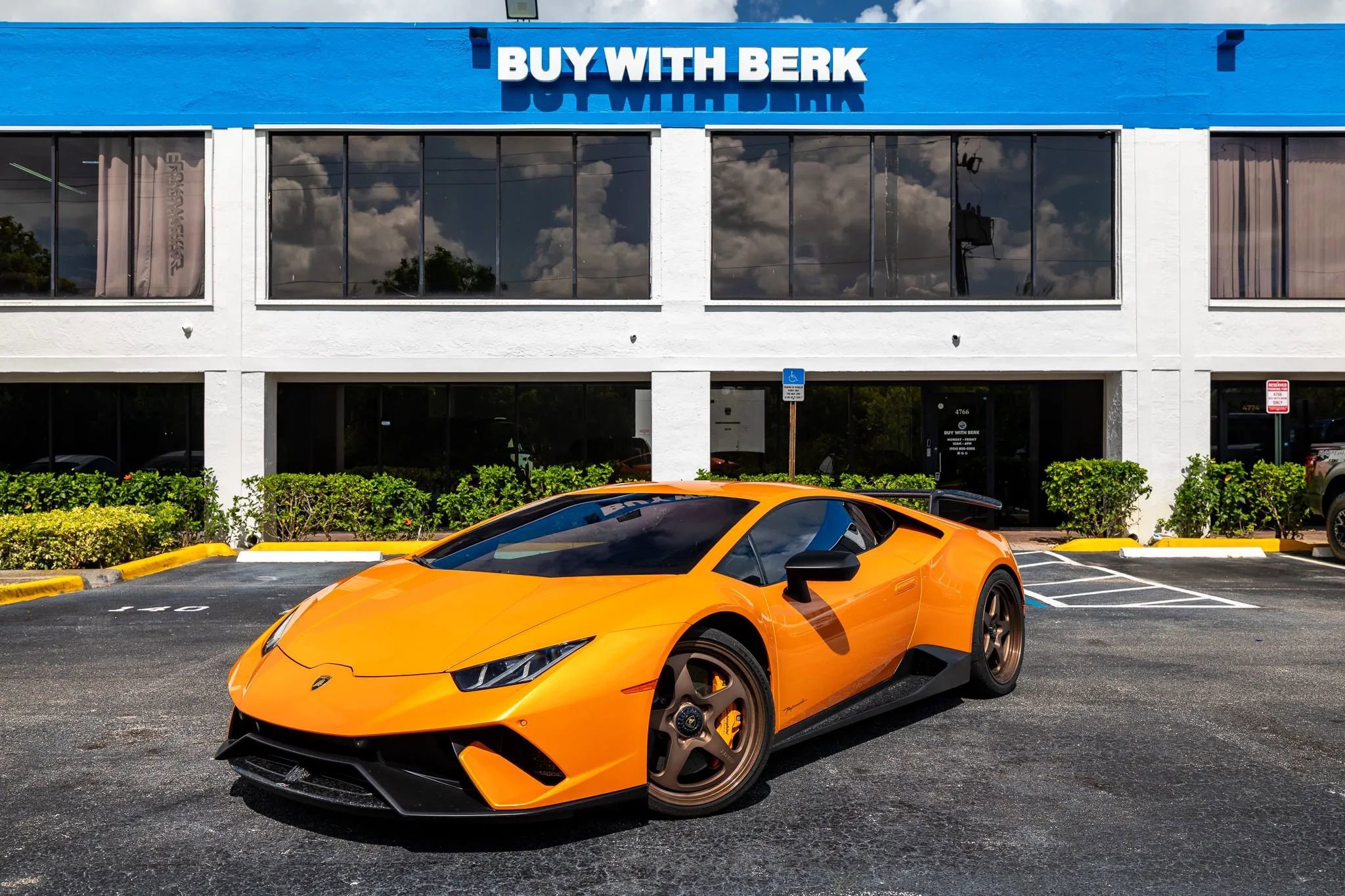 Used 2018 Lamborghini Huracan Performante
