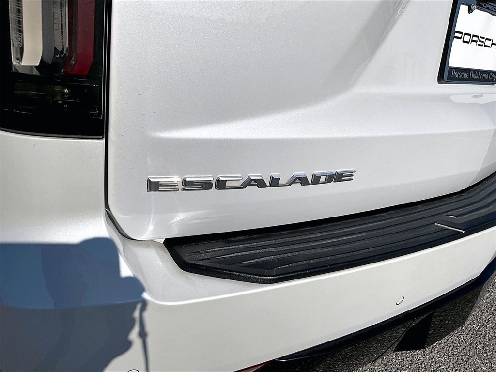 Used 2021 Cadillac Escalade Premium Luxury w/ Driver Assist Tech Package image 22