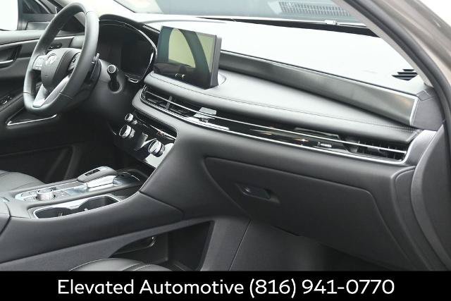 Certified 2026 INFINITI QX60 Luxe w/ Cargo Package AWD/4WD image 6