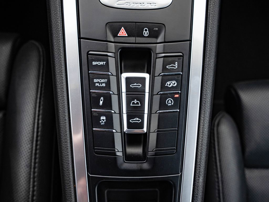 Used 2013 Porsche 911 Carrera 4S image 40