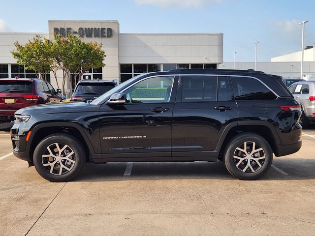 Certified 2024 Jeep Grand Cherokee Limited AWD/4WD image 4