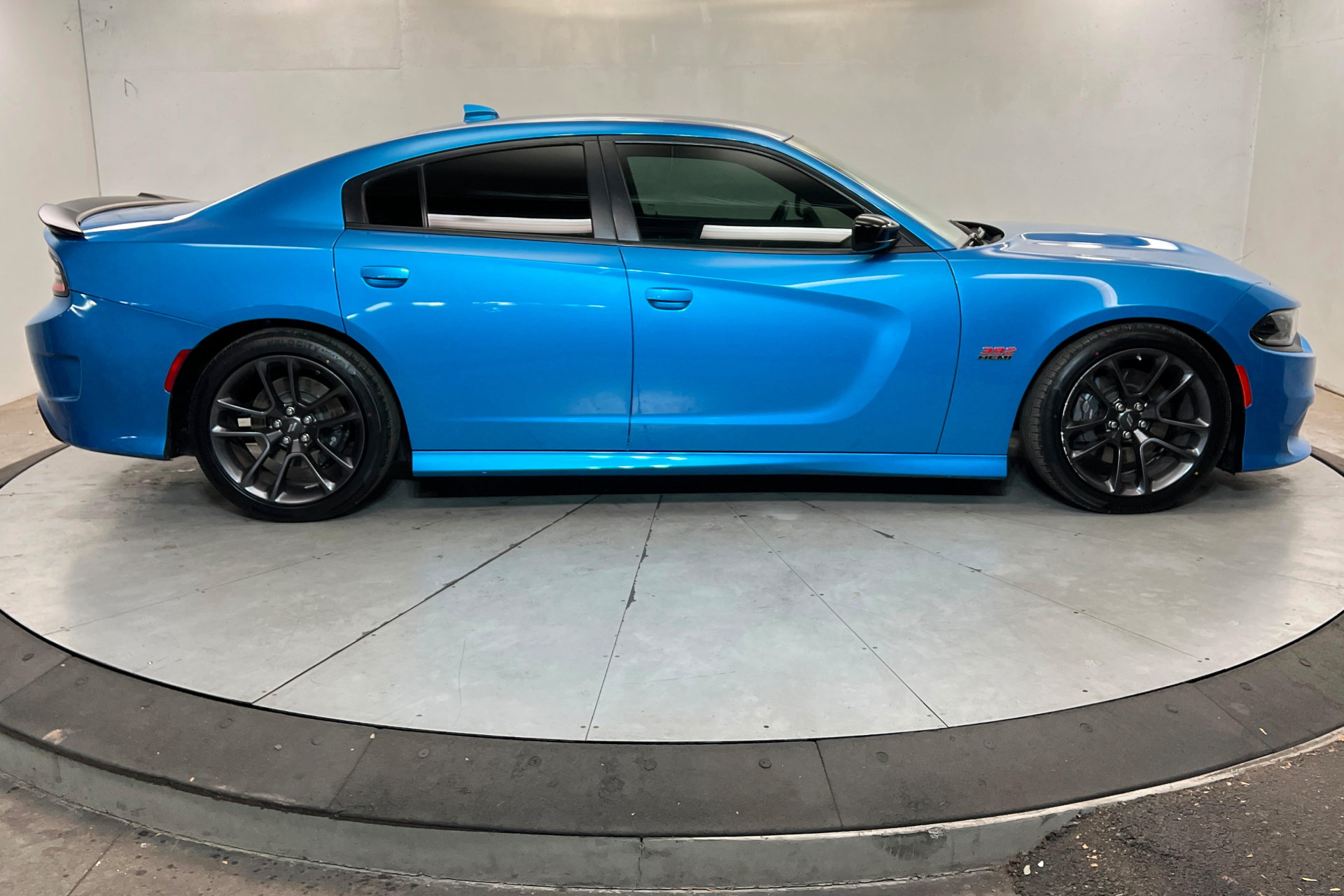 Used 2023 Dodge Charger Scat Pack w/ Plus Group RWD image 7