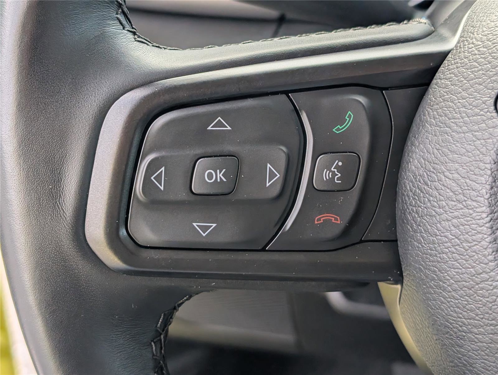 Used 2023 Jeep Wrangler Unlimited w/ Cold Weather Group AWD/4WD image 23