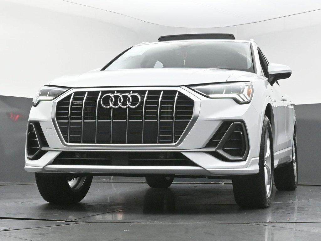 Used 2024 Audi Q3 2.0T Premium w/ Convenience Package image 57