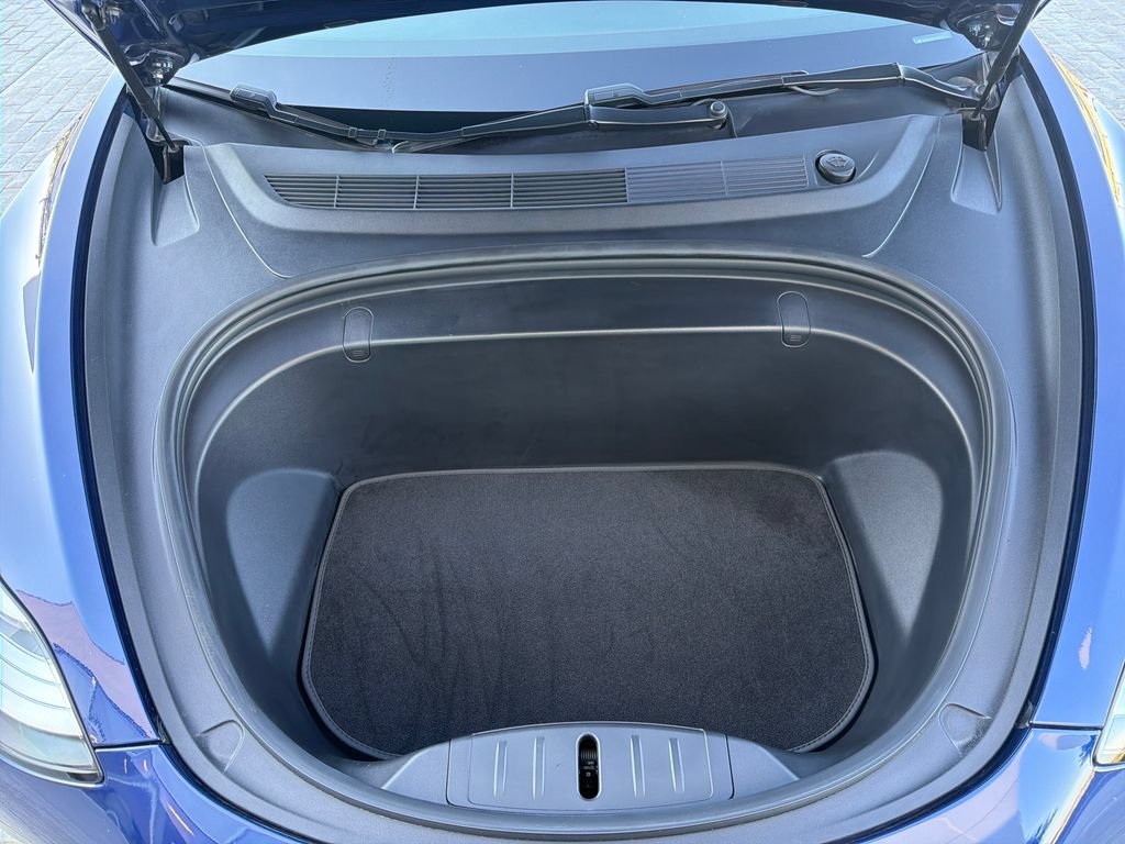 Used 2018 Tesla Model 3 Long Range AWD/4WD image 21