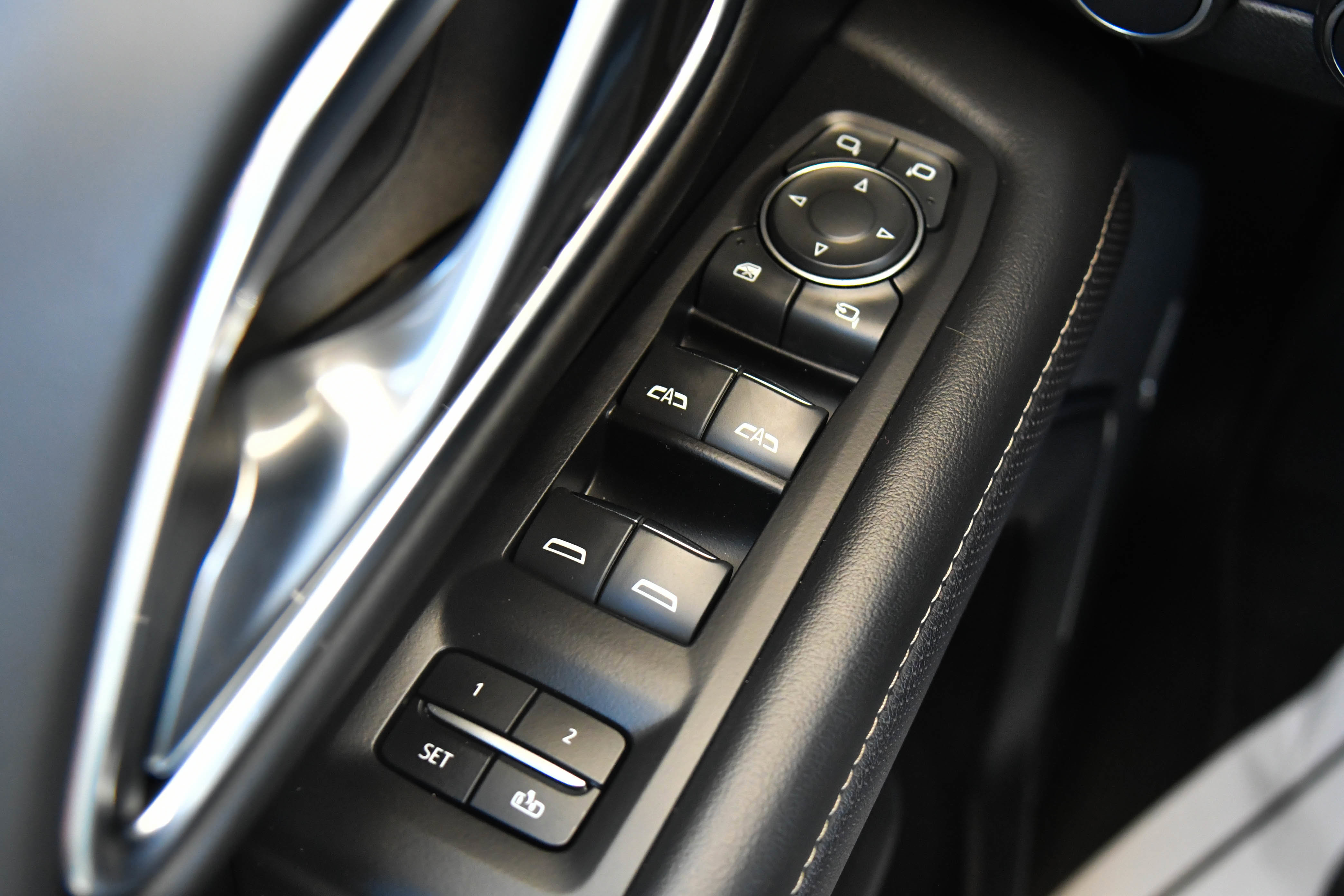 Used 2023 Chevrolet Tahoe Premier w/ Advanced Technology Package image 44