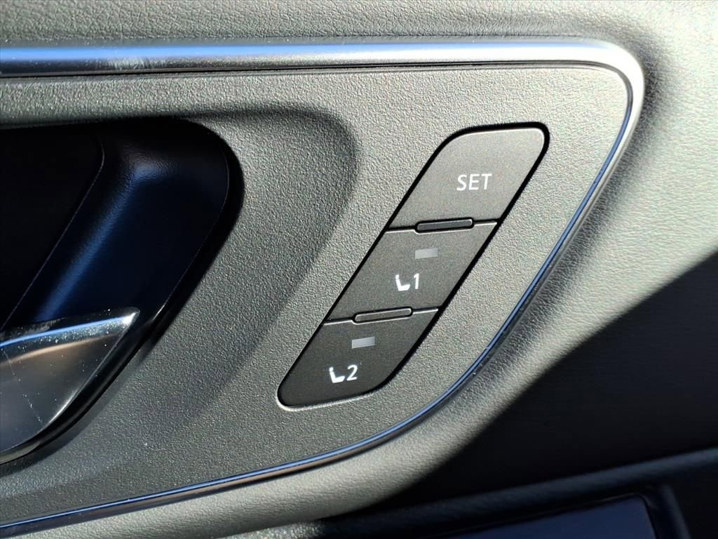 New 2026 Nissan Rogue Platinum w/ Tech Package image 12