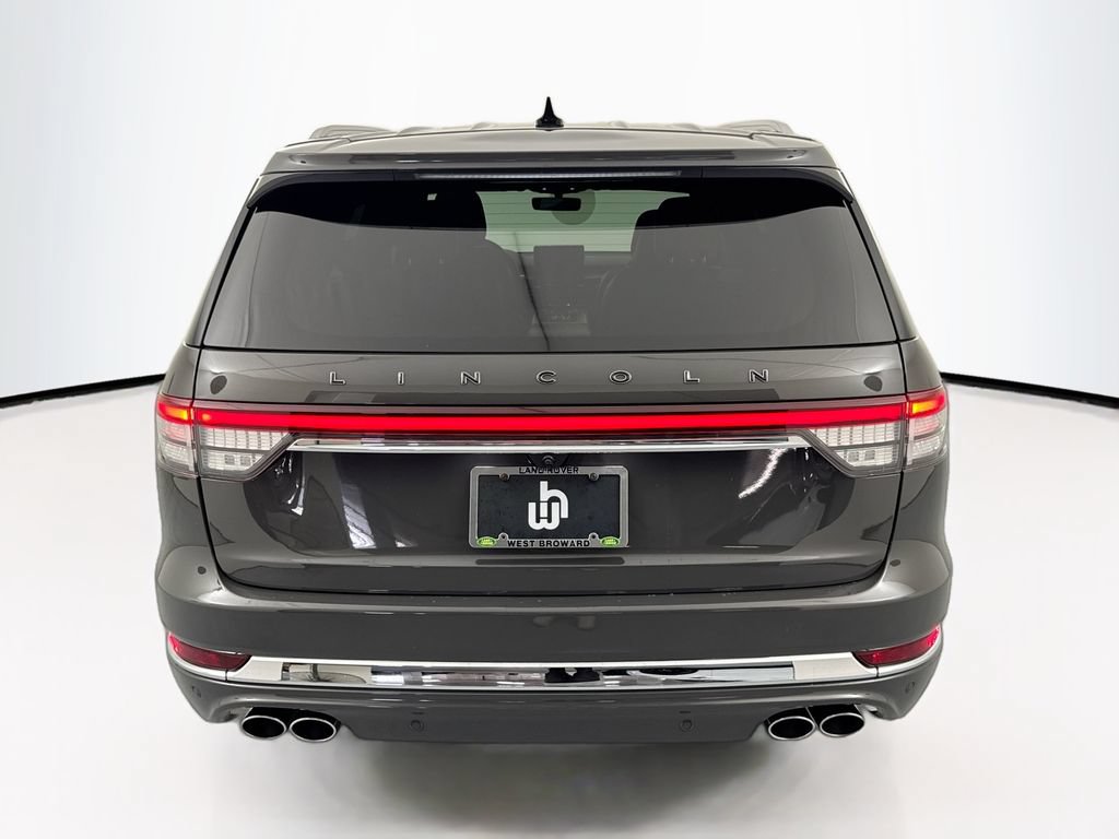 Used 2022 Lincoln Aviator Black Label AWD/4WD image 6