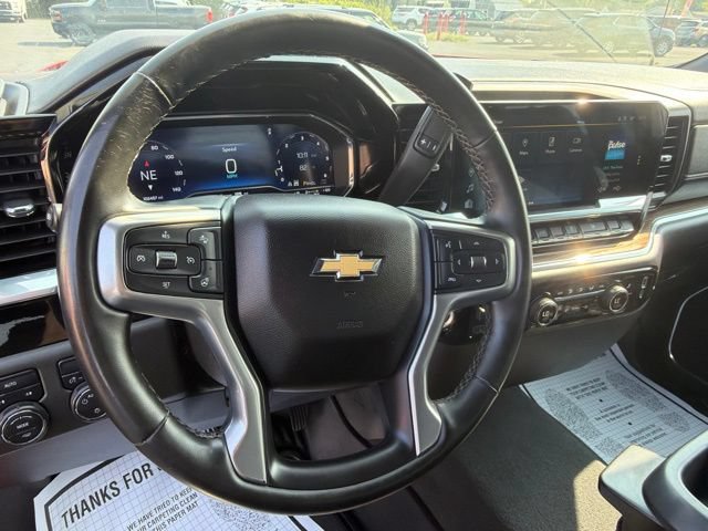 Used 2023 Chevrolet Silverado 1500 LT w/ Protection Package AWD/4WD image 11