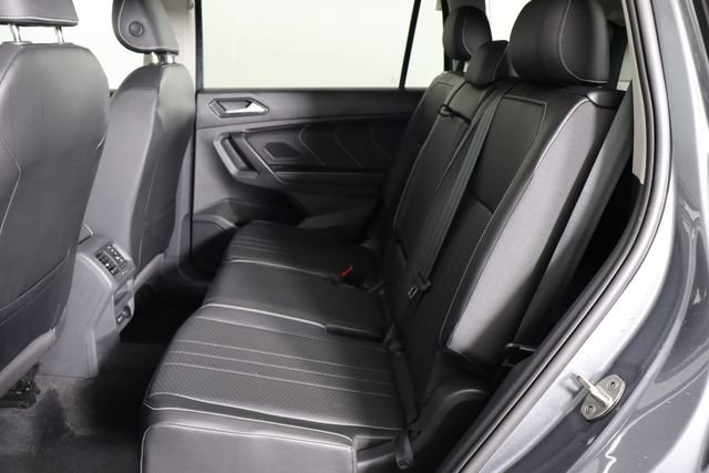 Used 2023 Volkswagen Tiguan SE FWD image 15