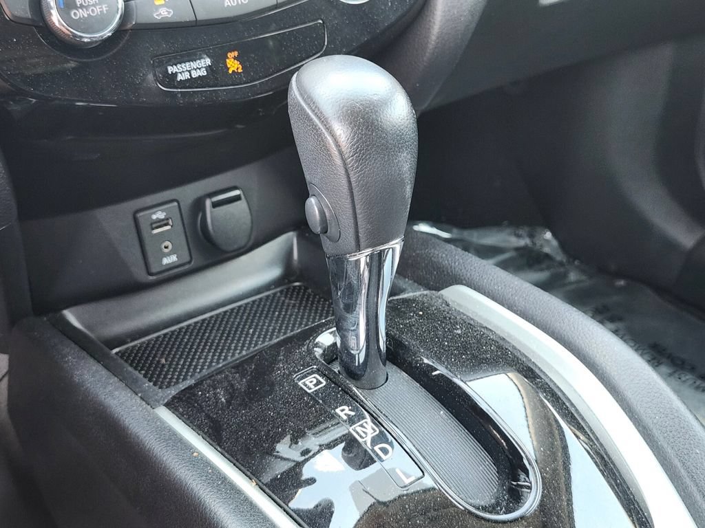 Used 2016 Nissan Rogue SL w/ SL Premium Package AWD/4WD image 26