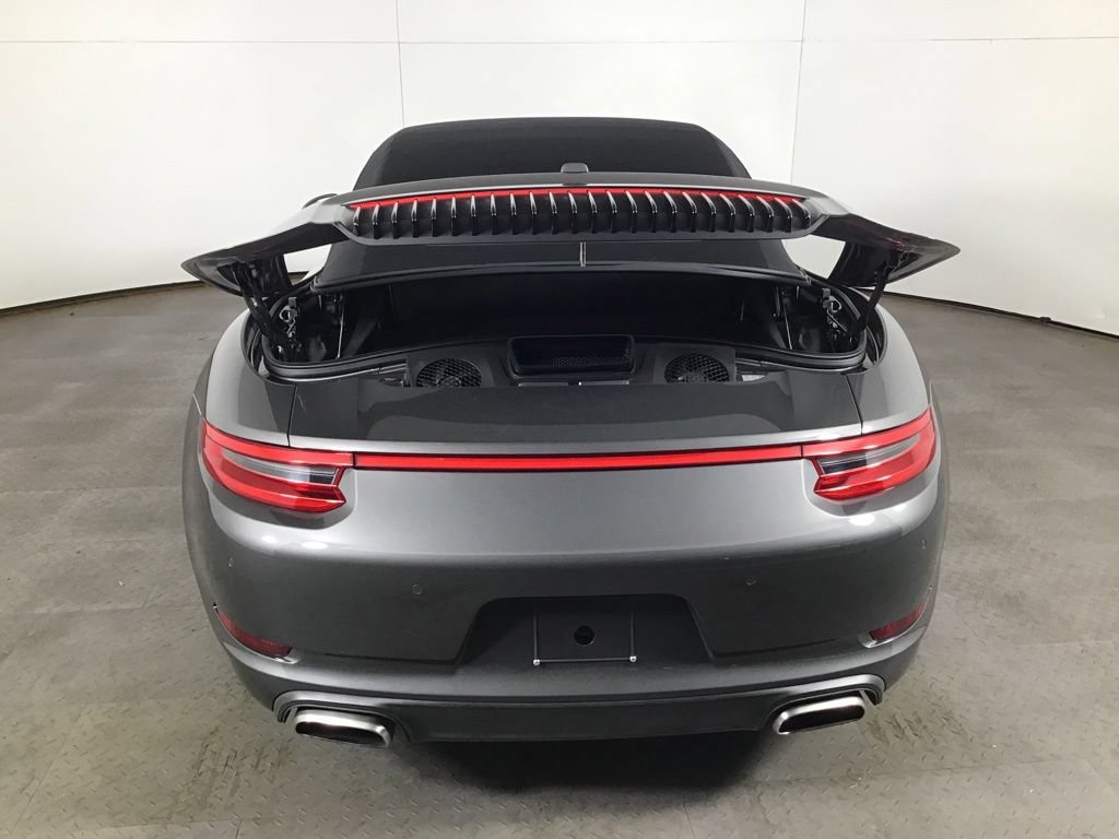 Certified 2017 Porsche 911 Carrera 4 AWD/4WD image 18