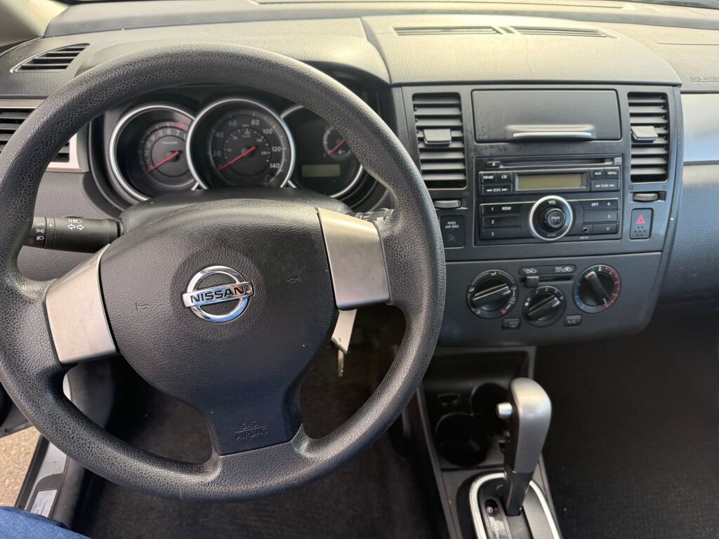 Used 2012 Nissan Versa 1.8 S image 11