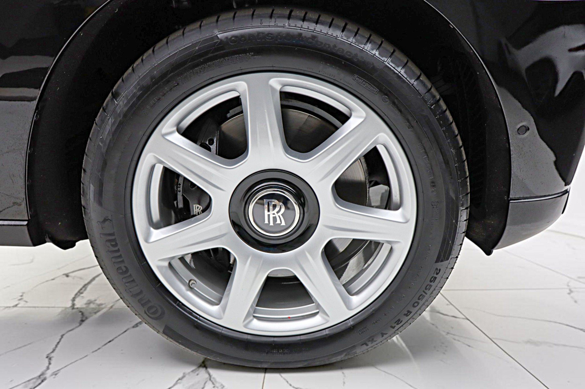 Used 2019 Rolls-Royce Cullinan AWD/4WD image 53