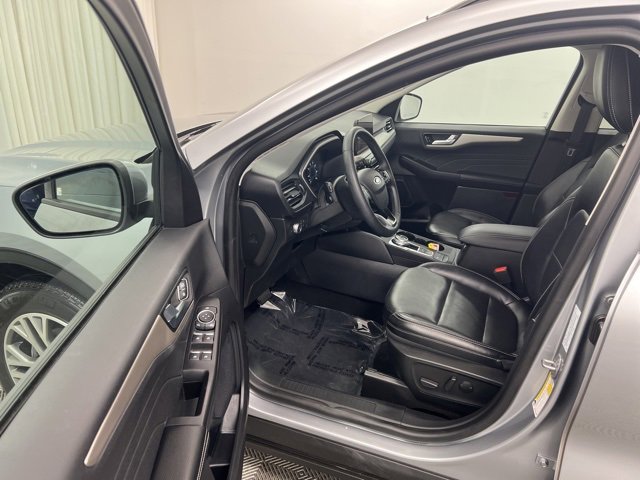 Used 2022 Ford Escape SEL image 12