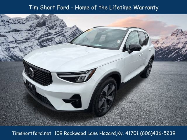 Used 2023 Volvo XC40 B5 Plus w/ Protection Package Premier