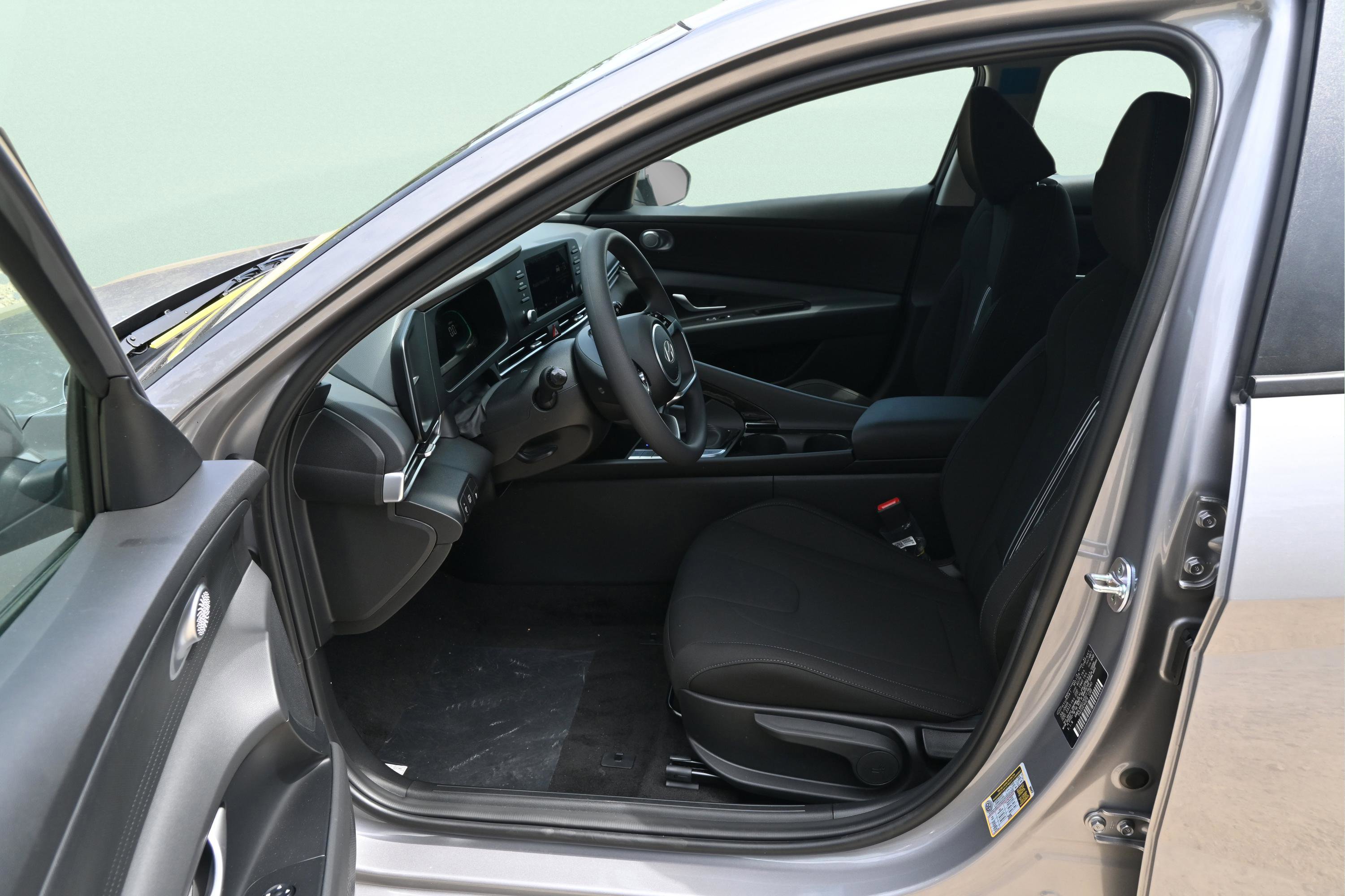 New 2025 Hyundai Elantra Blue image 10