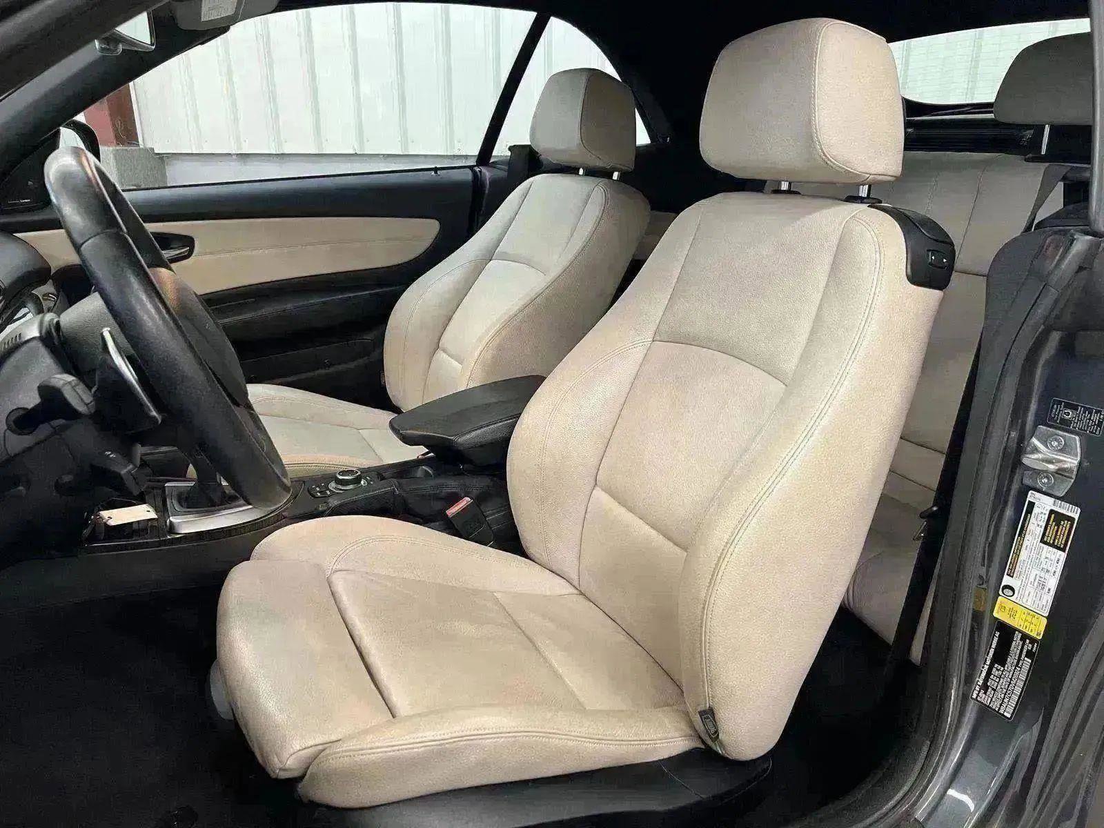 Used 2013 BMW 135i Convertible image 3