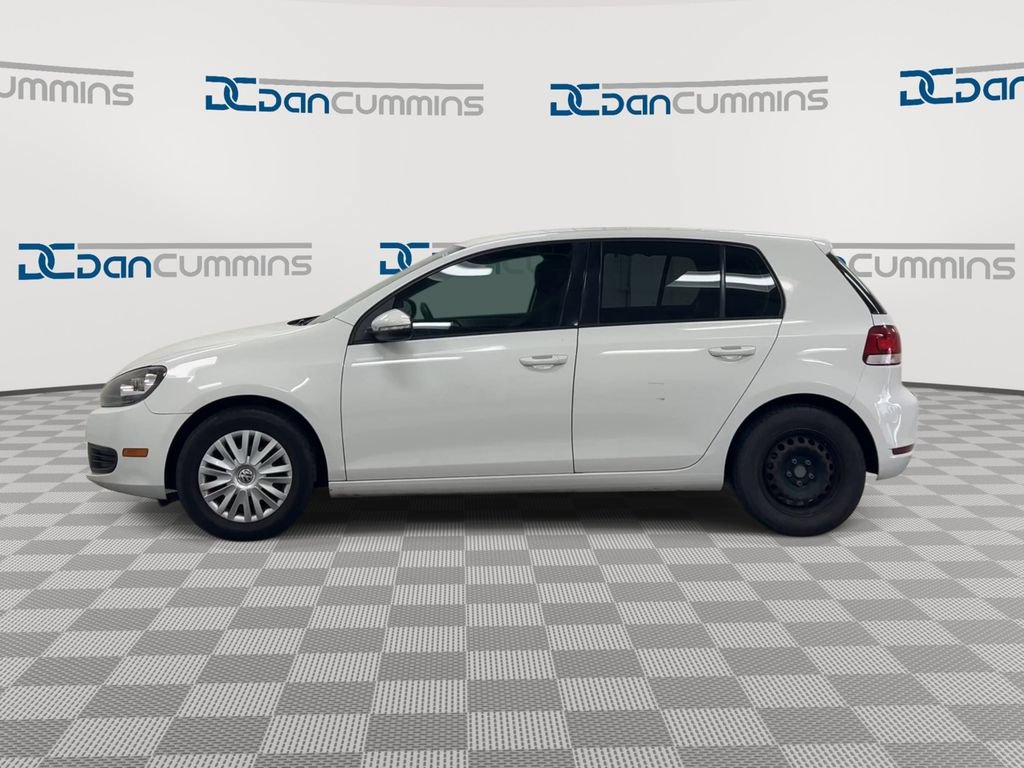 Used 2011 Volkswagen Golf 4-Door FWD image 5