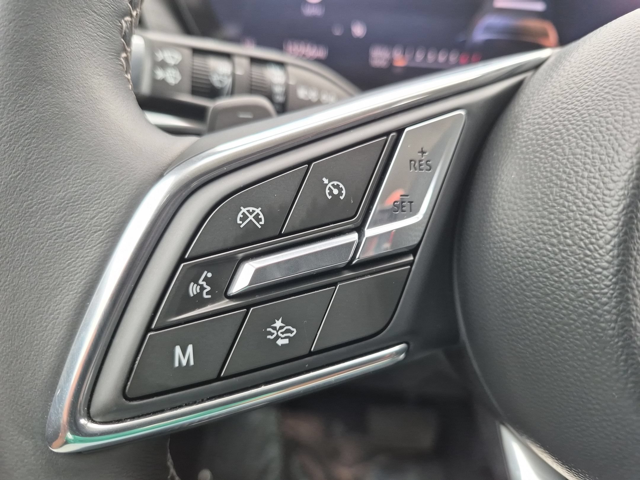 Used 2024 Buick Envision Preferred AWD/4WD image 14