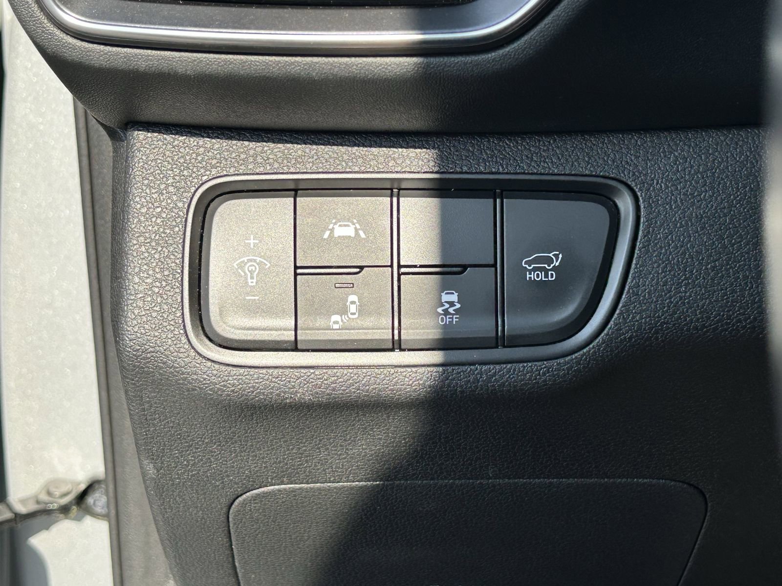 Used 2020 Hyundai Santa Fe Limited image 26