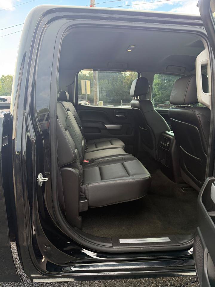Used 2015 Chevrolet Silverado 2500 LTZ w/ Duramax Plus Package AWD/4WD image 20