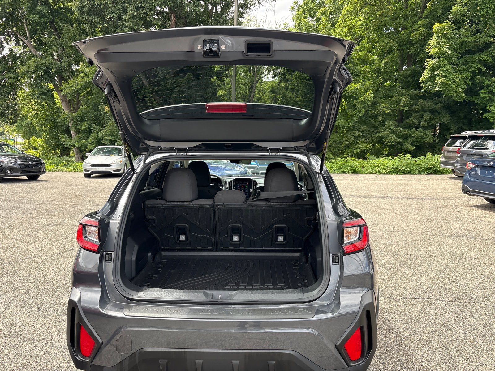 Used 2024 Subaru Crosstrek 2.0i Premium AWD/4WD image 7