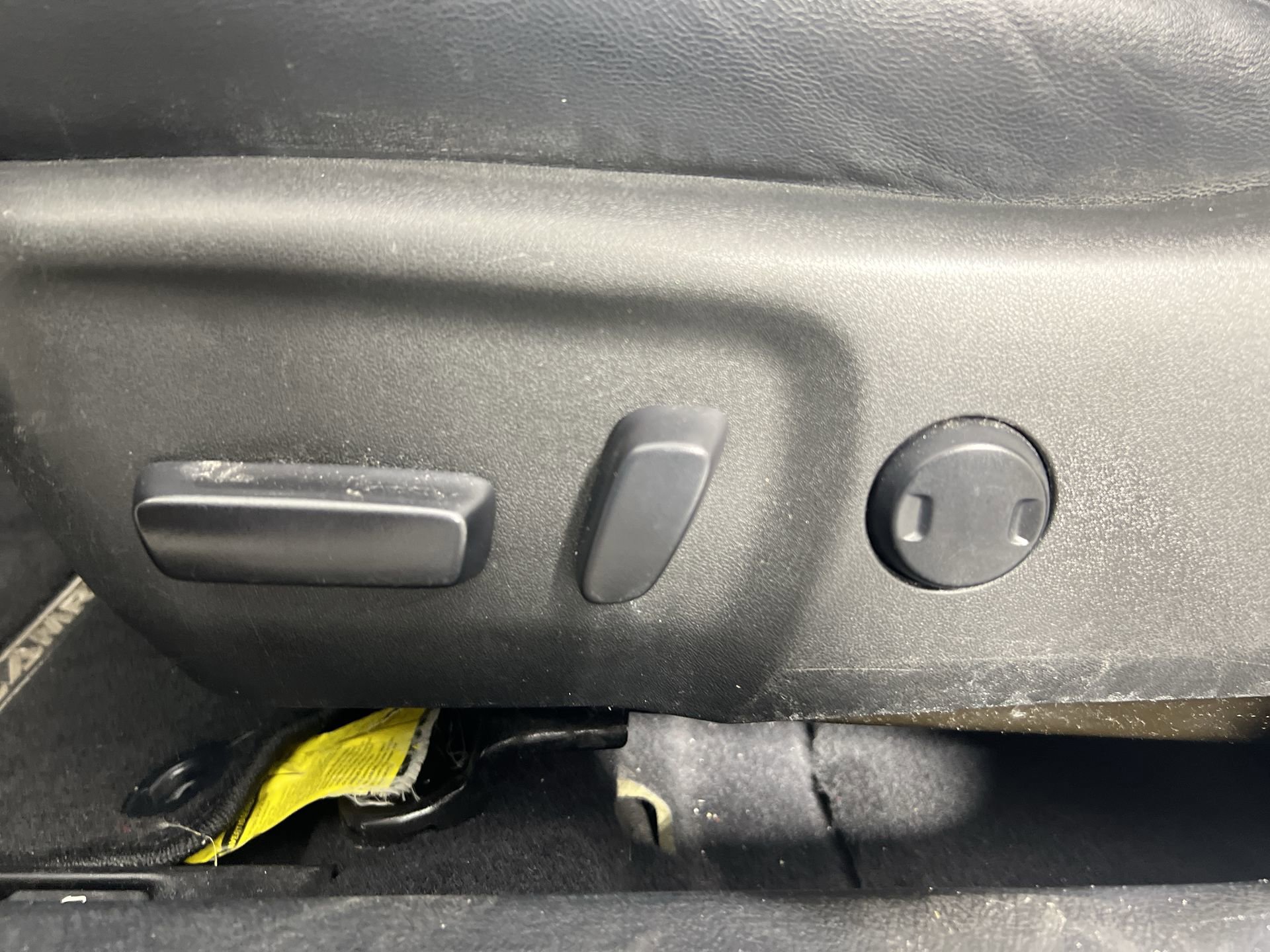 Used 2016 Toyota Camry SE FWD image 15