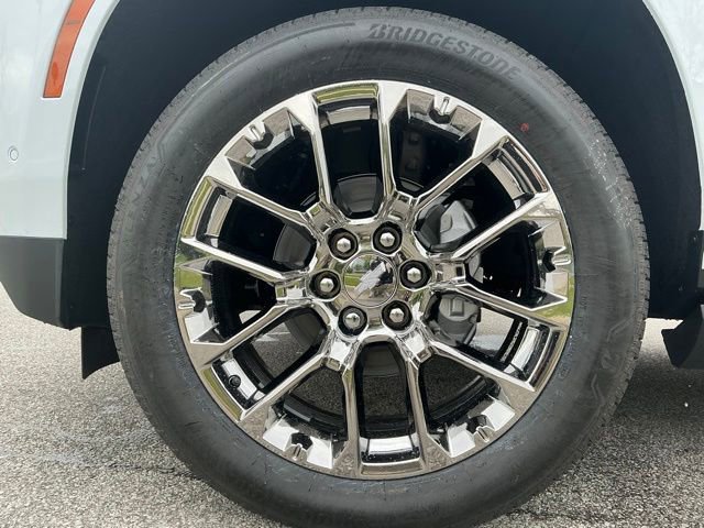 New 2026 Chevrolet Suburban High Country AWD/4WD image 13