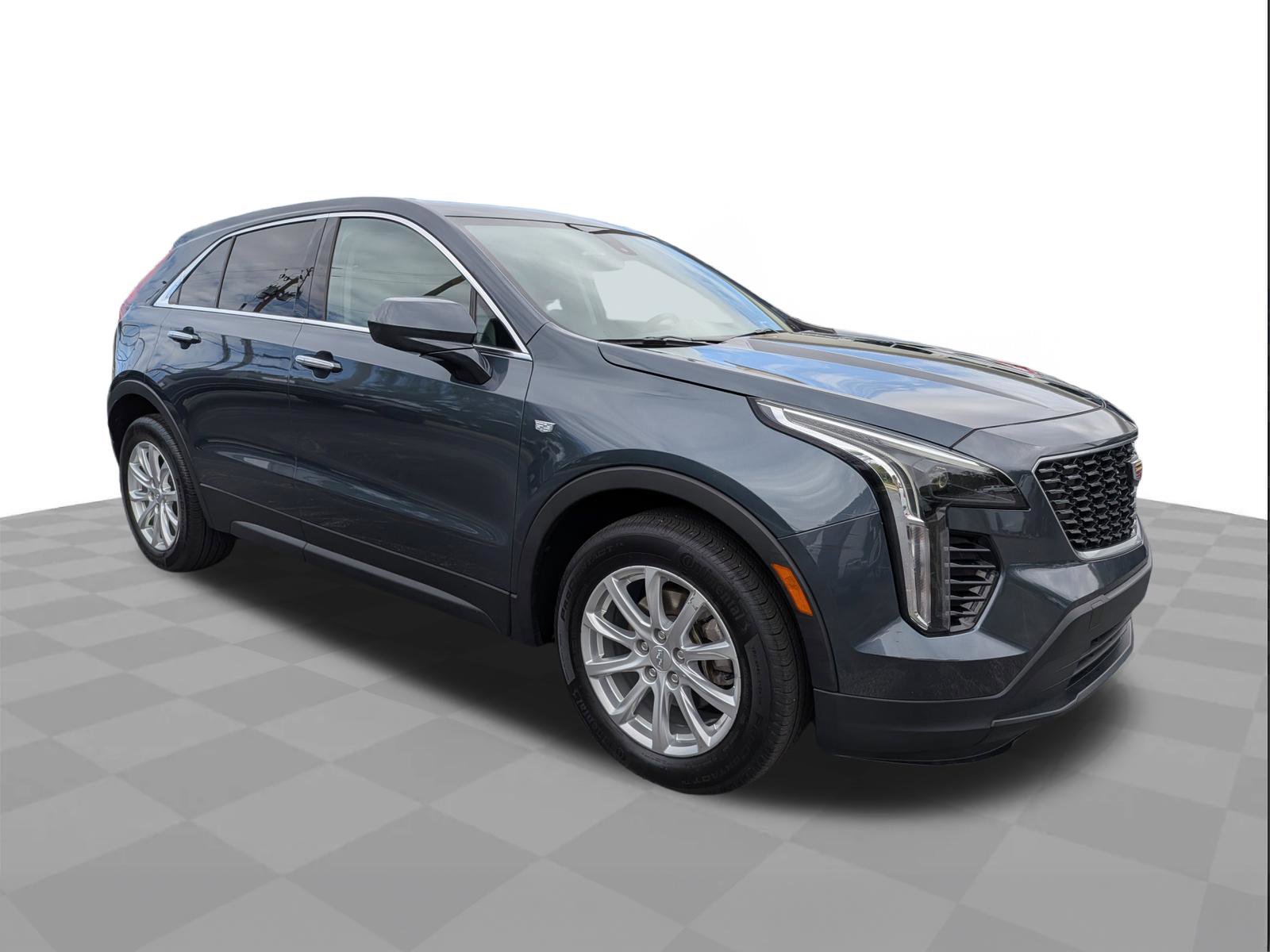 Certified 2019 Cadillac XT4 Luxury FWD image 2