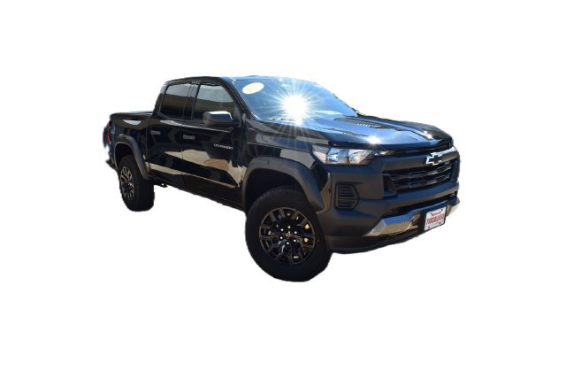 Certified 2024 Chevrolet Colorado Trail Boss w/ Advanced Trailering Package AWD/4WD image 2