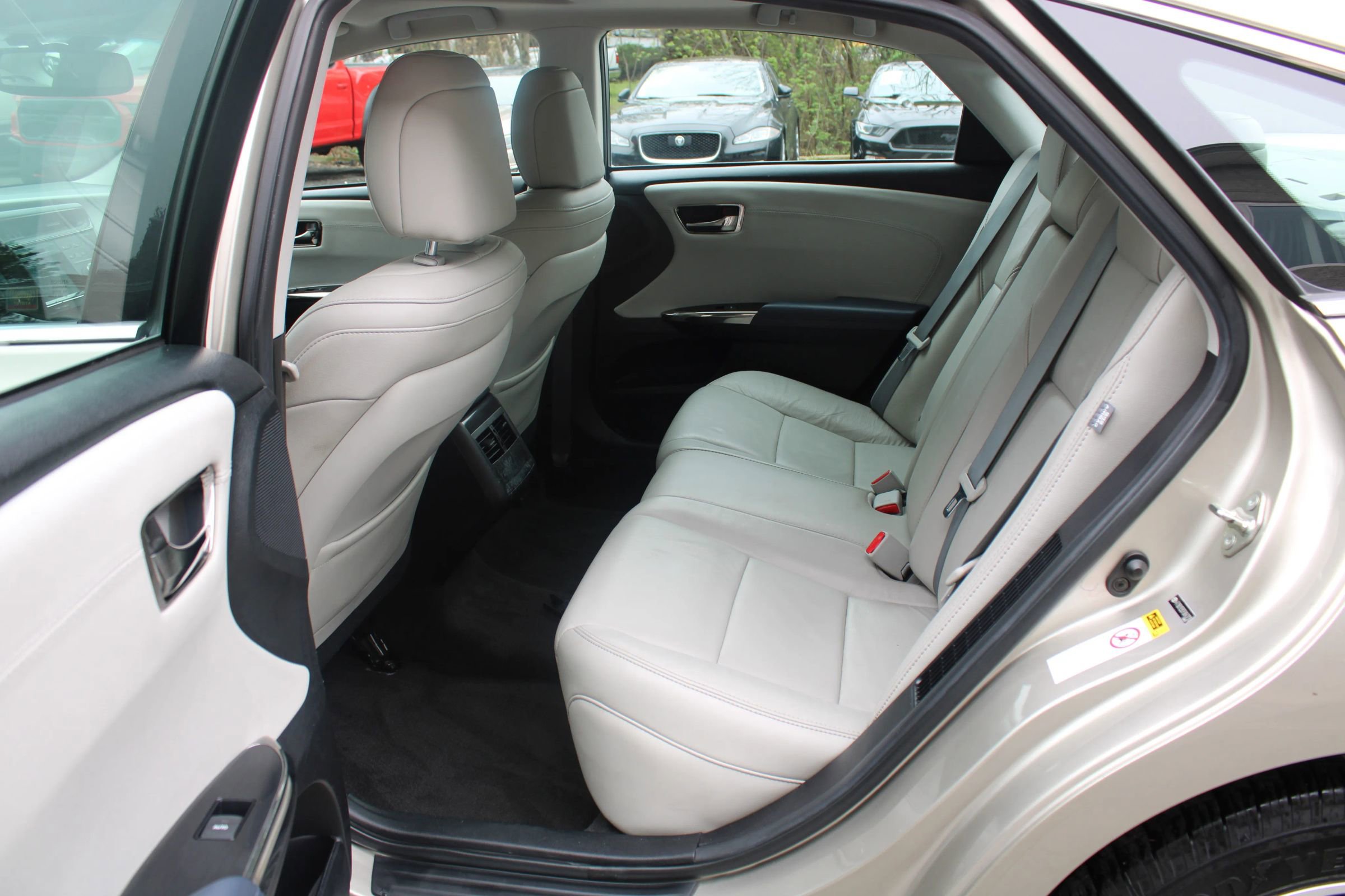 Used 2015 Toyota Avalon XLE Touring image 20