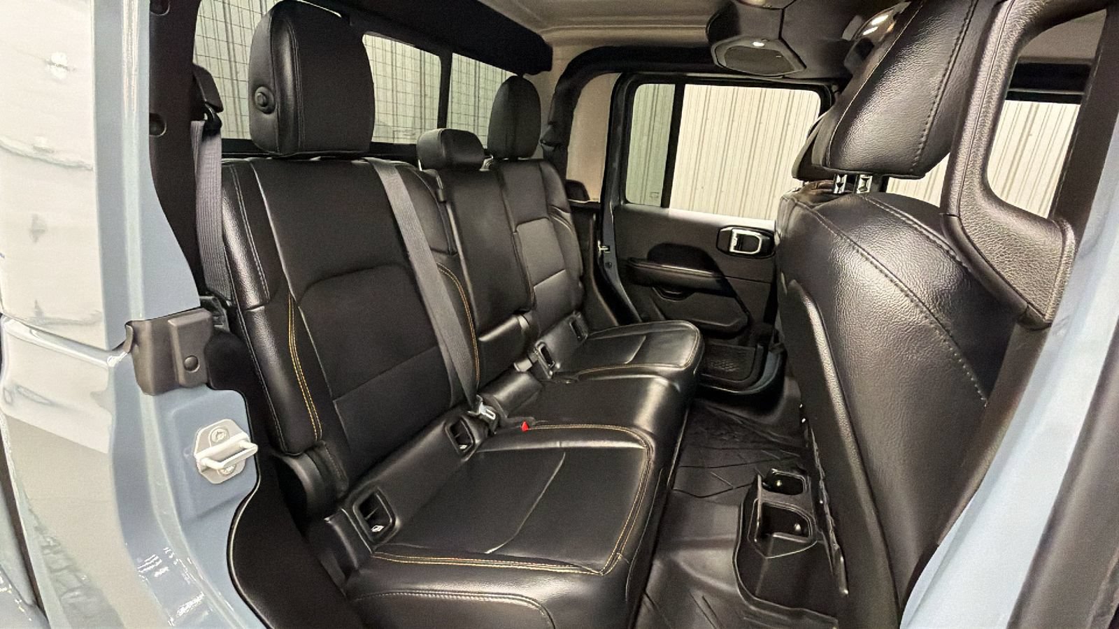 Used 2025 Jeep Gladiator Sport AWD/4WD image 39